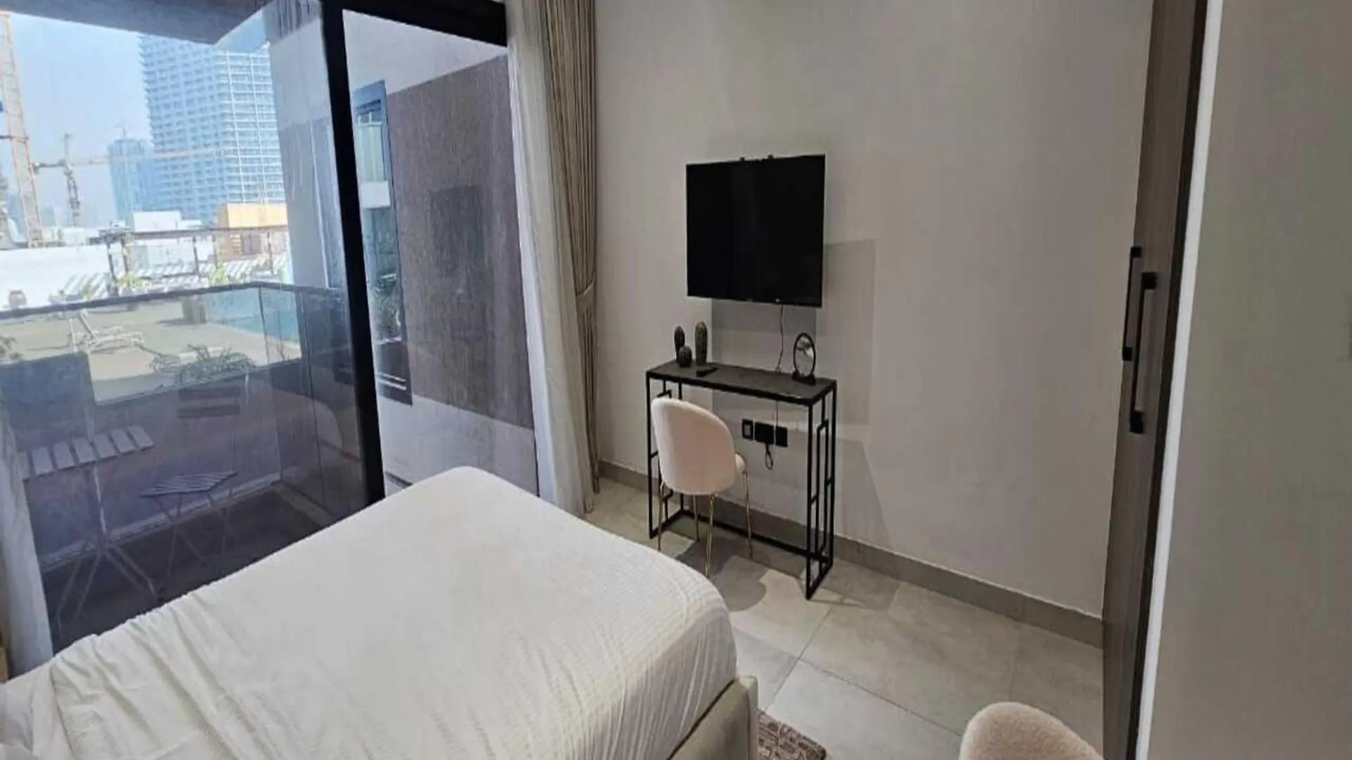 Luxury Studio In Jvc Dubai